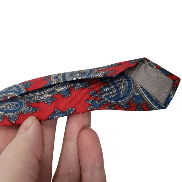 Christian Dior Red Blue Paisley All Silk Tie Classic Timeless Office - Picture 7 of 8